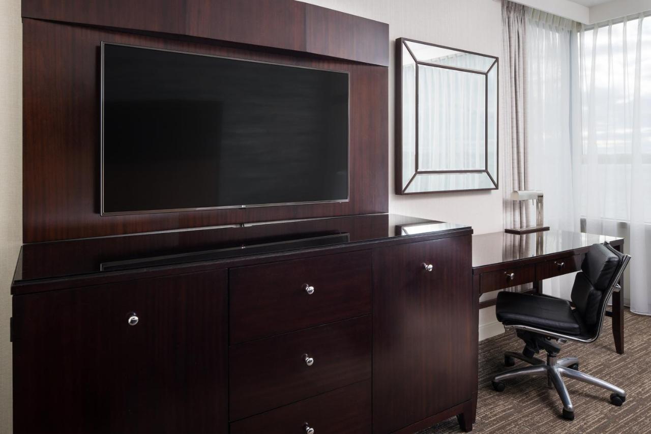 Отель The Westin Washington Нэшнл-Харбор Экстерьер фото